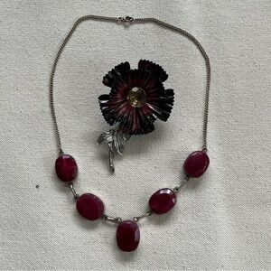 Flower Brooch & Stone Necklace Set